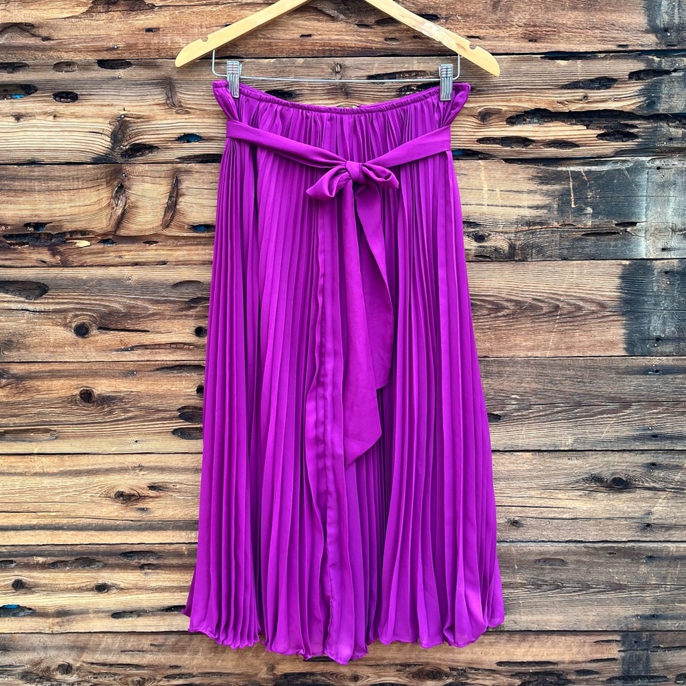 UNBRANDED | Purple Pleaded Long Skirt W/ Tie Belt M